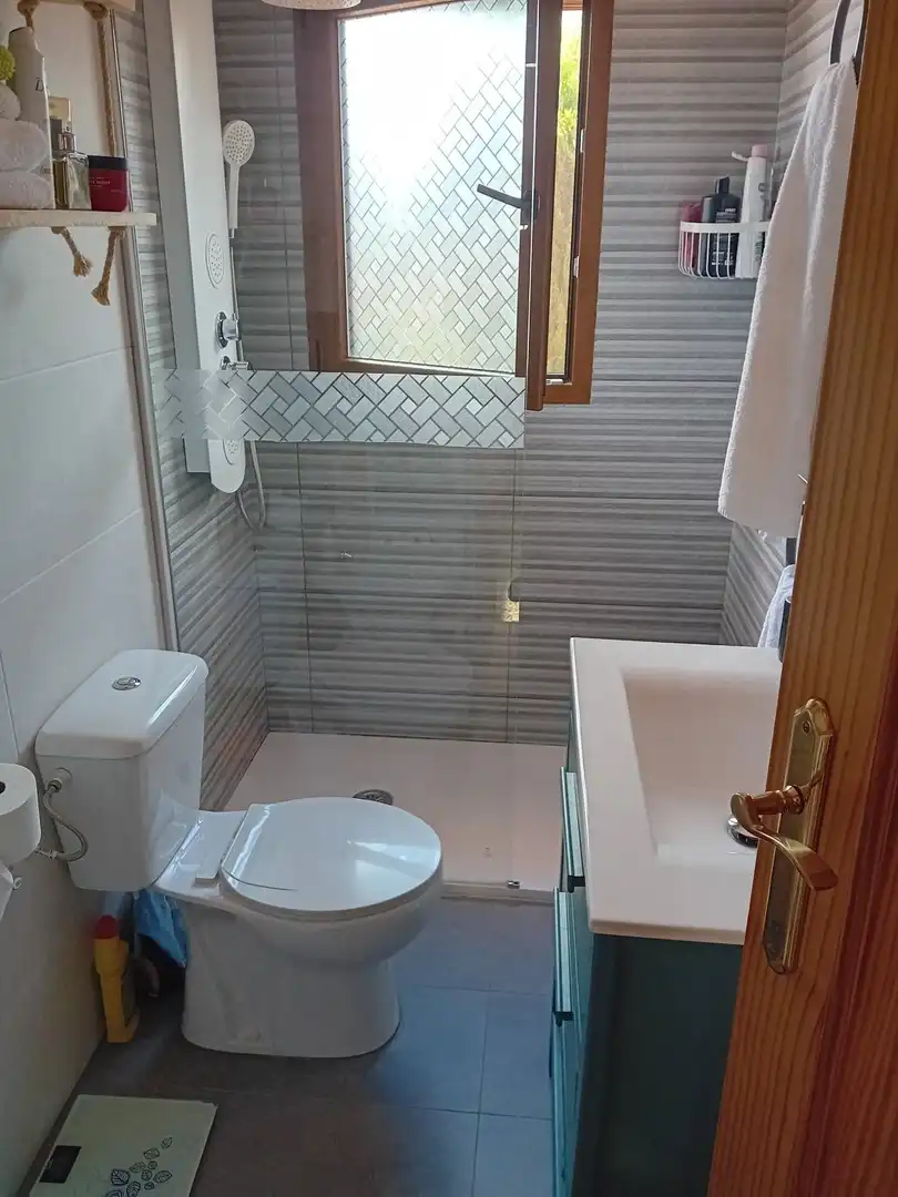 Baño de Casa o chalet en venta en Picón con Aire acondicionado, Calefacción y Jardín privado