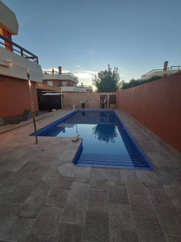 Casa adosada en Alquiler en Palomares del Río