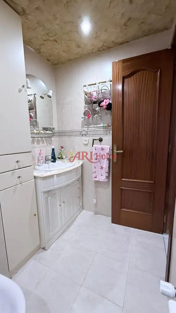 Bedroom of Flat for sale in Madrid  with Air Conditioner and Heating