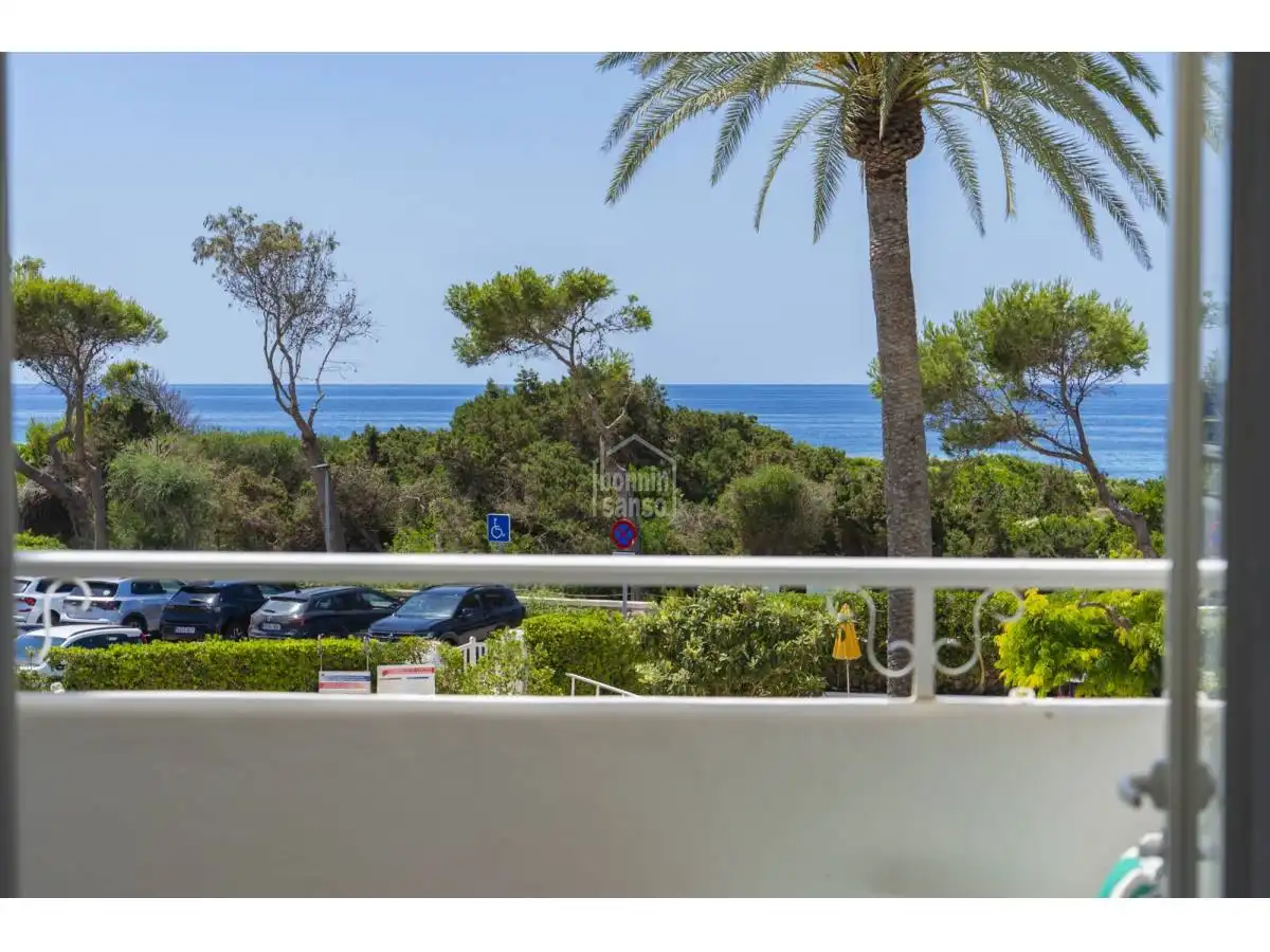 Vista exterior de Apartament en venda en Es Migjorn Gran amb Terrassa i Moblat