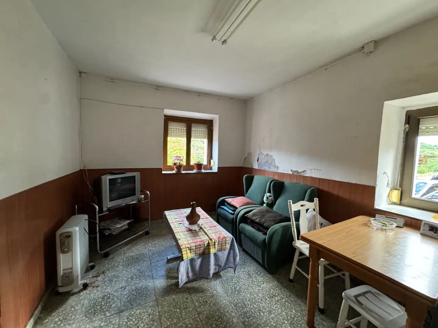 Living room of Country homes for sale in Las Regueras    with Furnished and Oven
