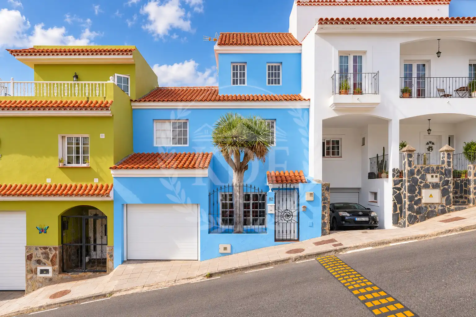 Terraced house with terrace for sale in Calle Carretera San Antonio