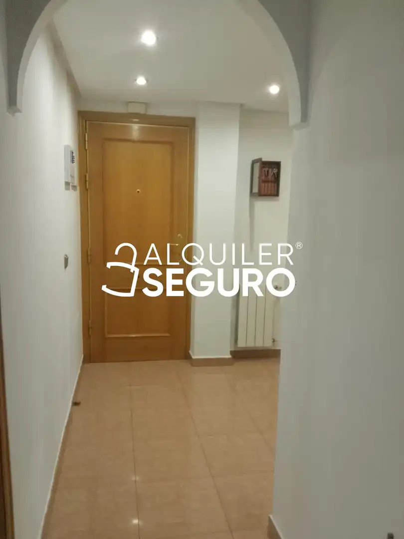 Piso con ascensor en alquiler en REINA SOFIA, imagen 4