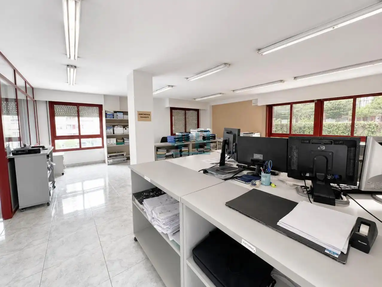 Oficina en venda en Ourense Capital  amb Terrassa