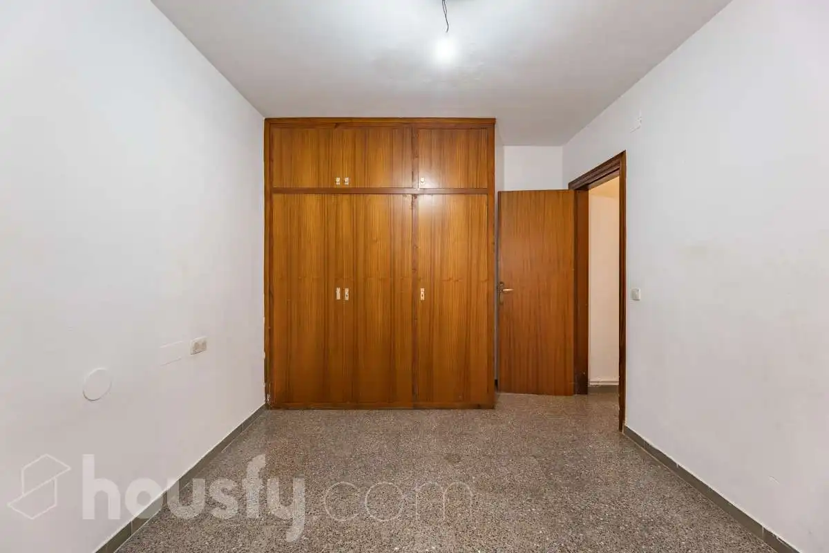 Habitación de Piso en venta en Sant Pere de Ribes con Calefacción y Balcón