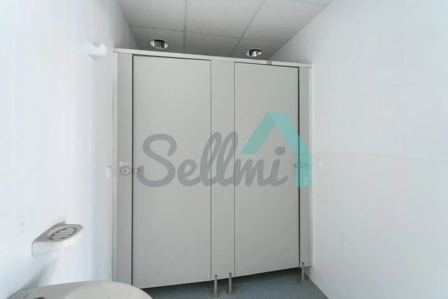 Nave industrial en venta en Oviedo 