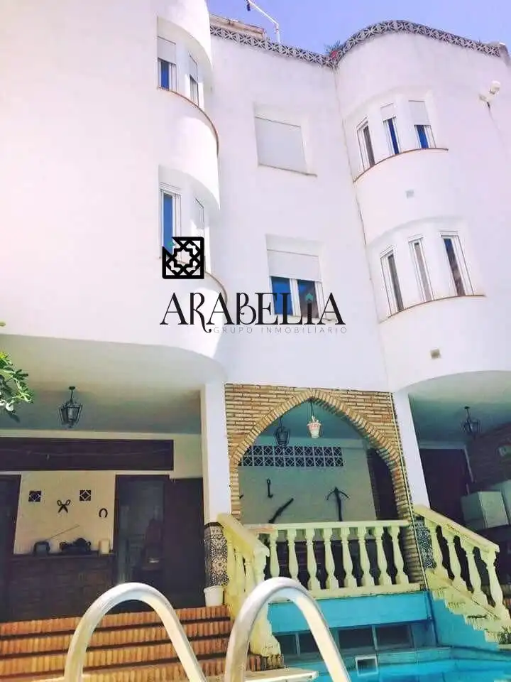 Außenansicht von Haus oder Chalet zum Verkauf in Córdoba mit Klimaanlage, Terrasse und Abstellraum