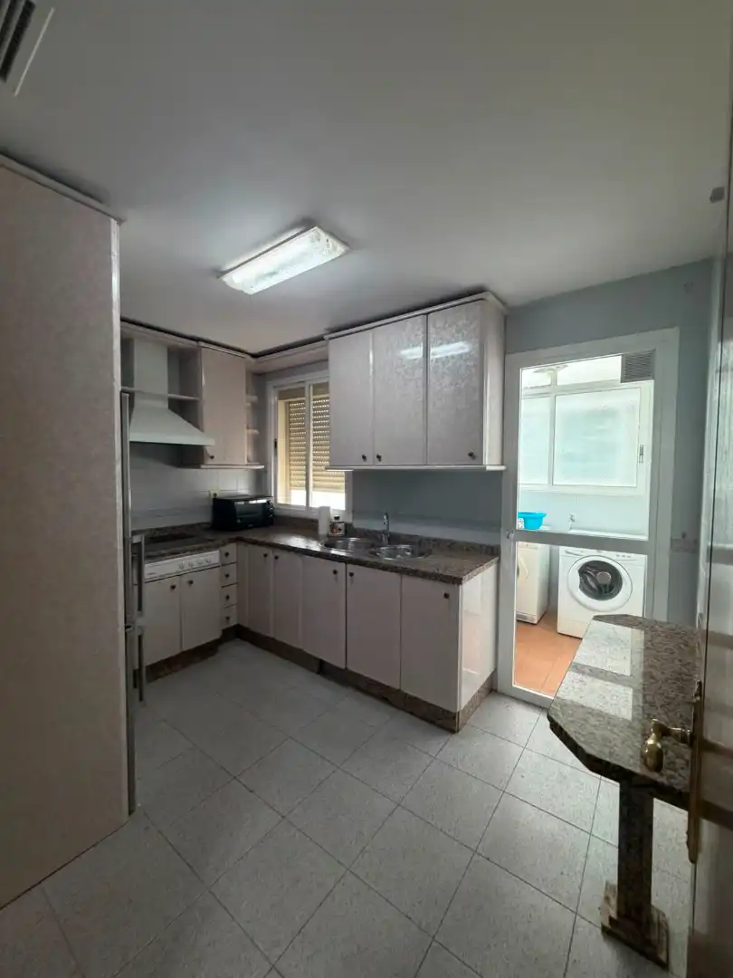 Cocina de Piso de alquiler en Córdoba con Aire acondicionado, Calefacción y Amueblado