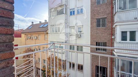 Photo 2 of Flat to rent in Peñascales, 54, Fuente del Berro, Madrid