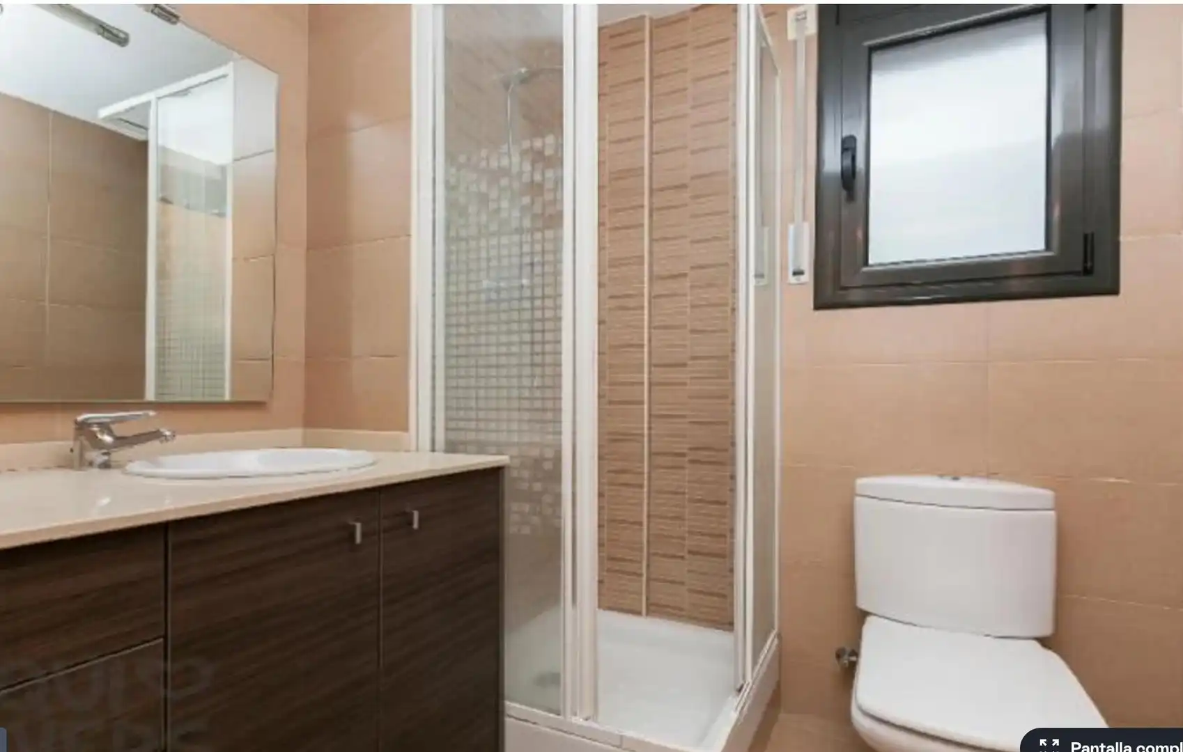Bathroom of Apartments for sale in Terrassa  with Balcony