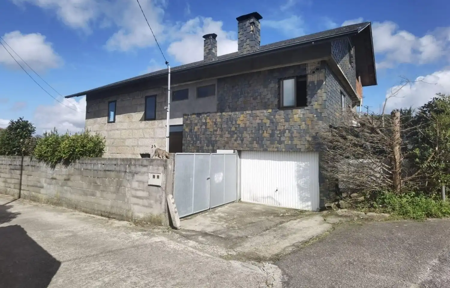 Houses for sale in as Tomadas, Chandebrito