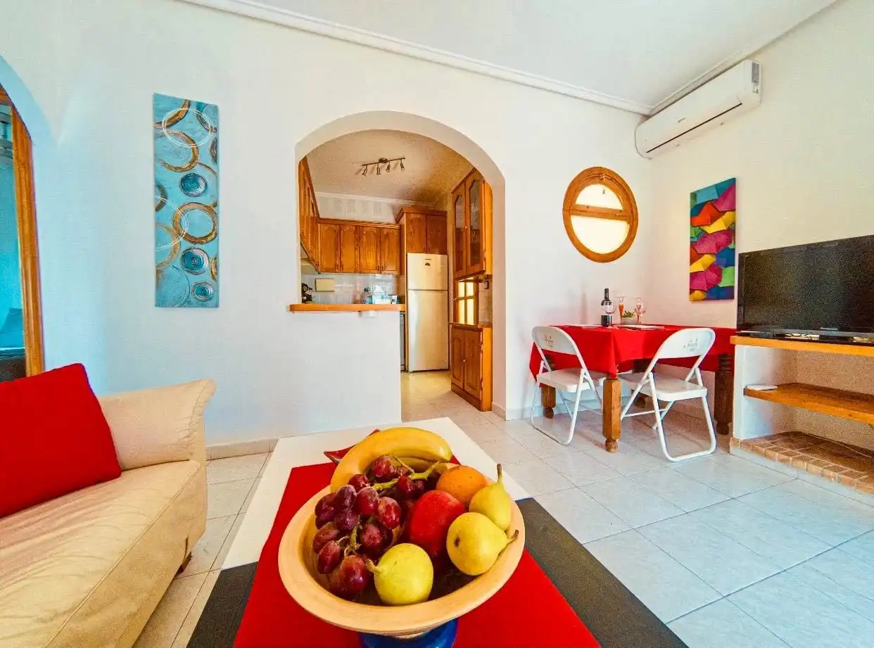 Comedor de Casa o chalet de alquiler en Torrevieja con Aire acondicionado, Calefacción y Terraza
