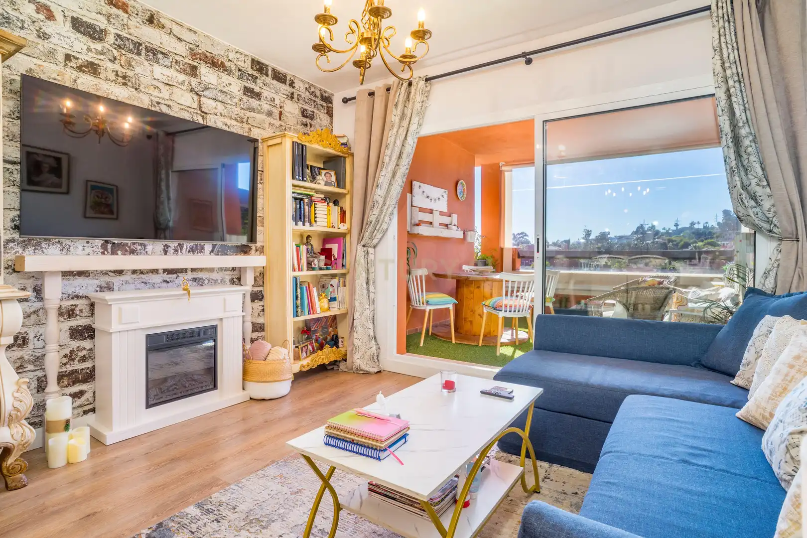 Wohnzimmer von Wohnung zum Verkauf in Marbella mit Balkon und Gemeinschaftspool