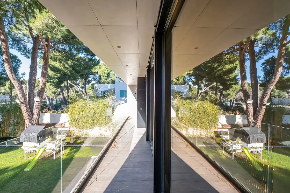 Terrassa de Casa o xalet en venda en Pozuelo de Alarcón amb Aire condicionat, Calefacció i Jardí privat