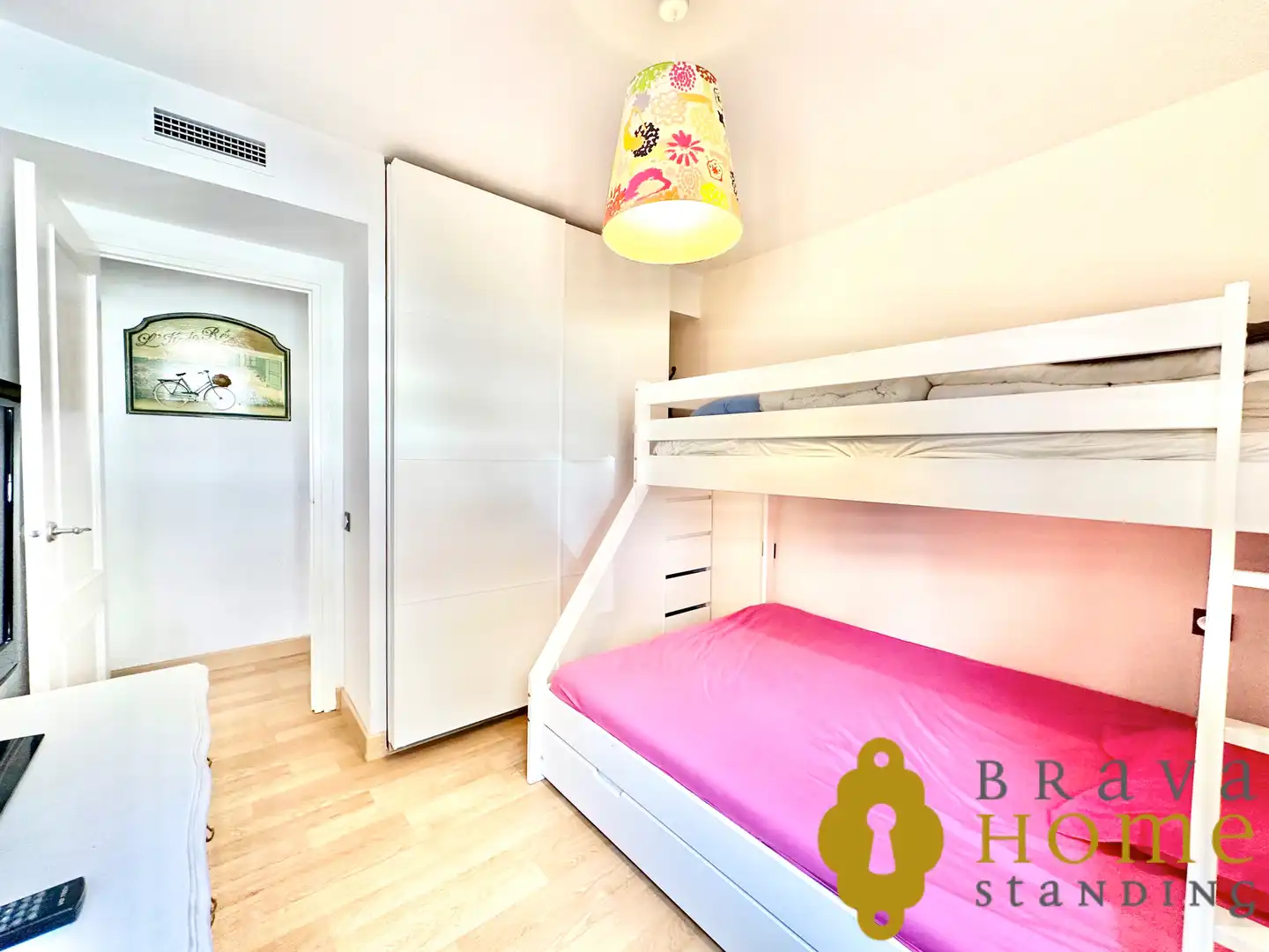 Habitación de Ático en venta en Roses con Aire acondicionado, Terraza y Trastero