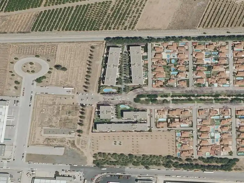 Vista exterior de Pis en venda en Riba-roja de Túria