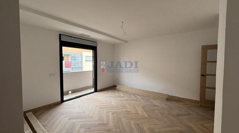 Foto 2 de Piso en venta en Valdepeñas, Ciudad Real