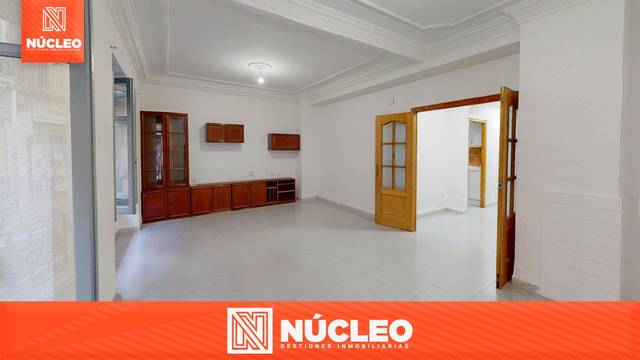 Piso en Venta en Carrer Sant Isidre en Eixample