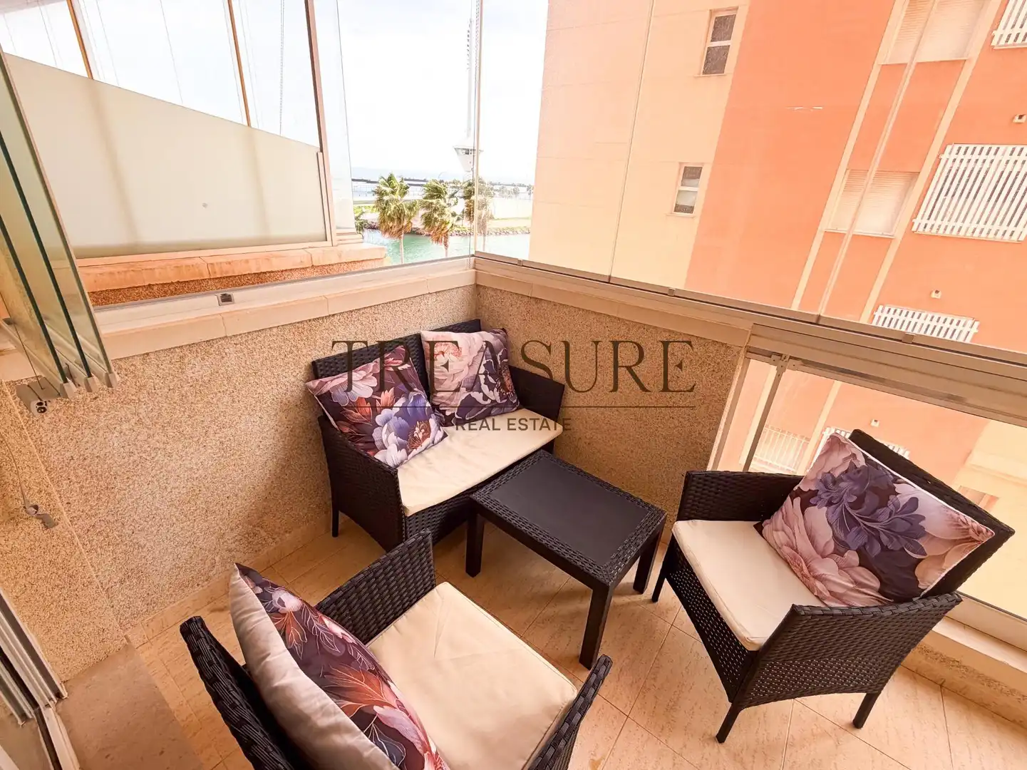 Terrassa de Apartament en venda en La Manga del Mar Menor amb Aire condicionat, Terrassa i Moblat