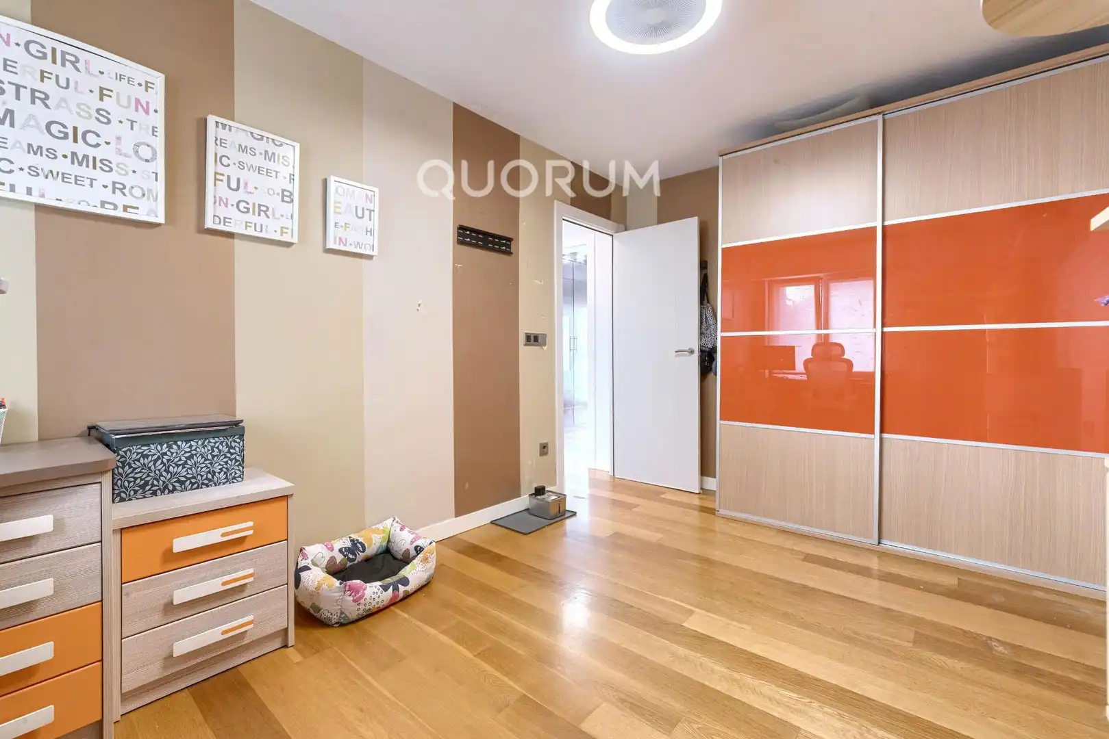 Piso en venta en Arrigorriaga con Calefacción, Terraza y Trastero