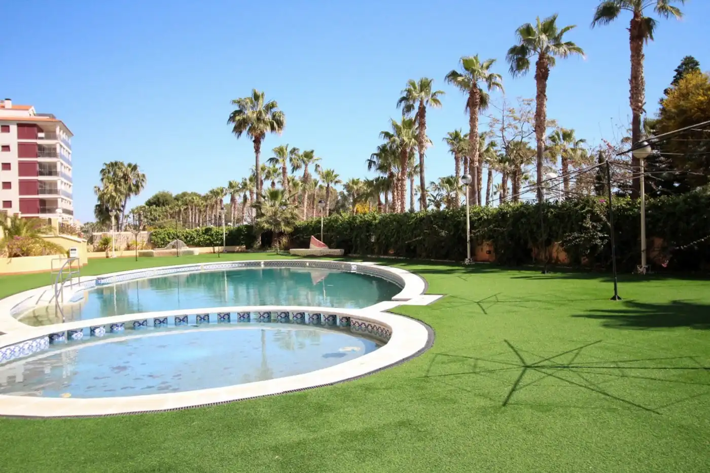 Piscina de Apartament en venda en Oropesa del Mar / Orpesa amb Terrassa, Moblat i Piscina comunitària