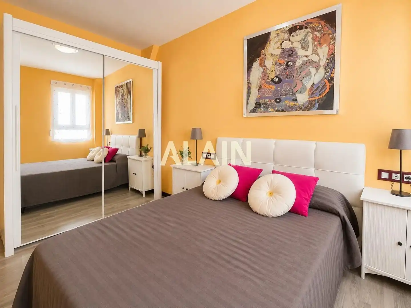Habitación de Ático en venta en Valencia con Aire acondicionado, Calefacción y Terraza
