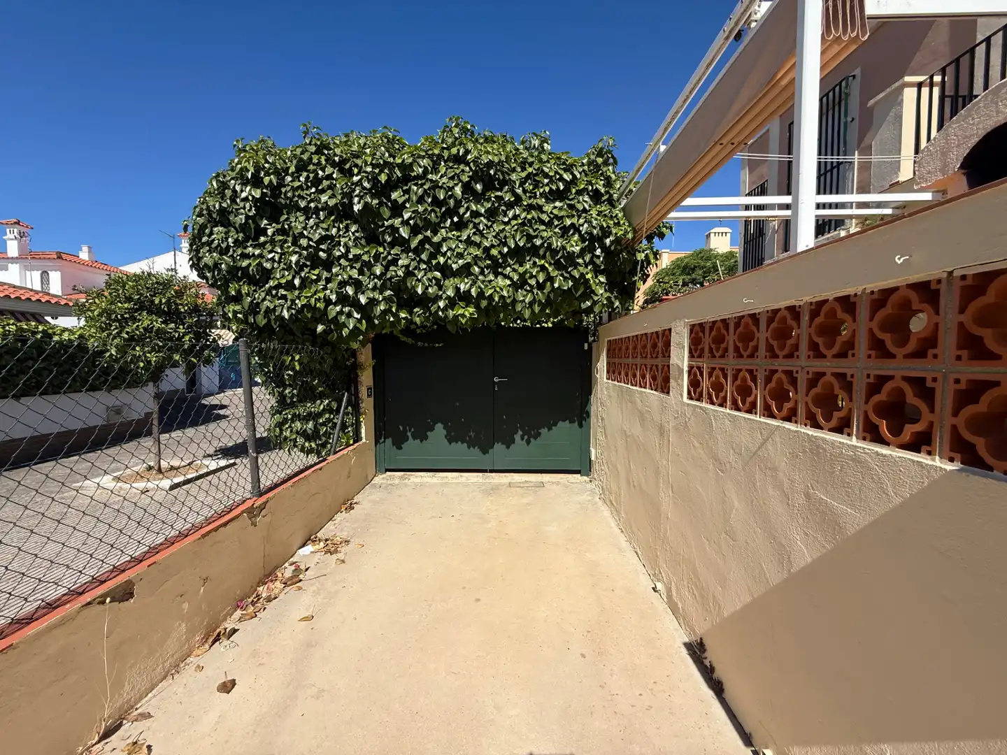 Parking de Casa o chalet en venta en El Portil con Aire acondicionado, Calefacción y Terraza