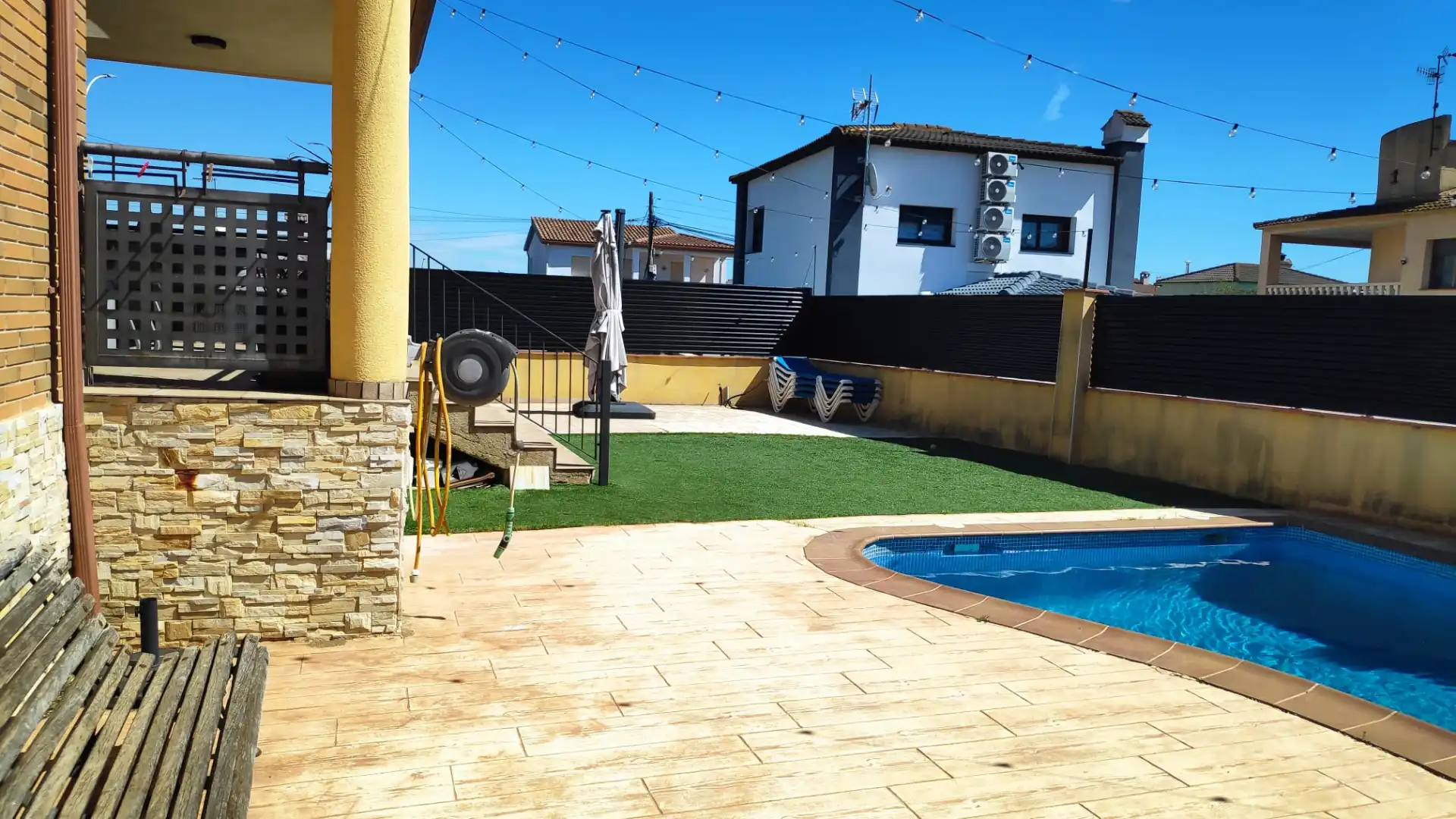 Piscina de Casa o xalet en venda en Albinyana amb Aire condicionat, Calefacció i Jardí privat