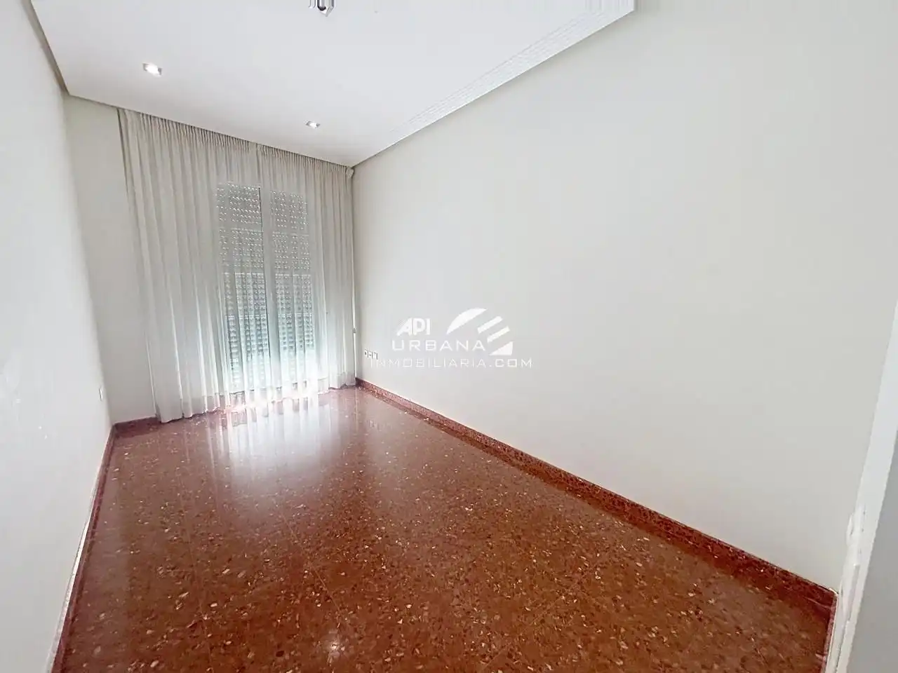 Vista exterior de Planta baixa en venda en Lucena amb Aire condicionat