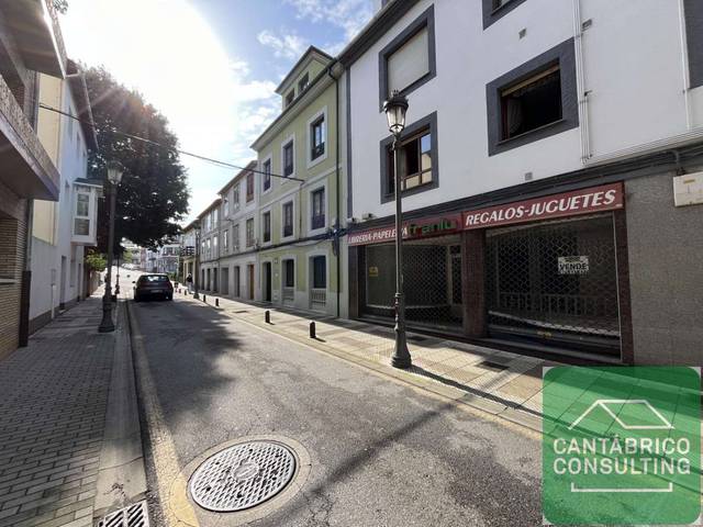 Local comercial en Venta en Navia