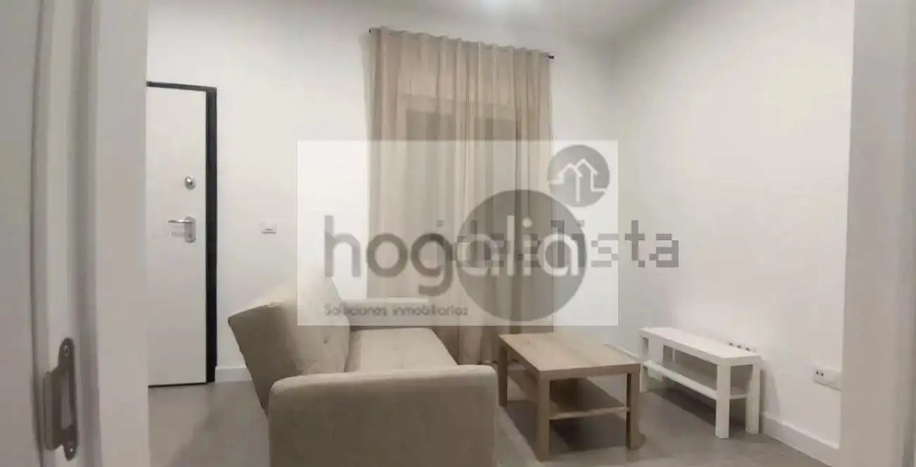 Ground floor to rent in San Pablo - Santa Justa, imagen 2