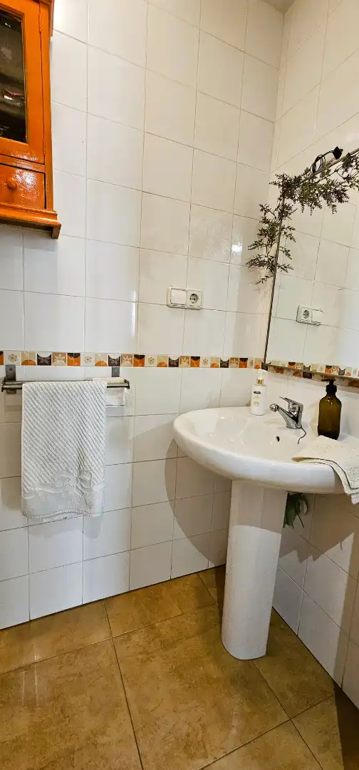 Bany de Dúplex en venda en Totana amb Terrassa, Traster i Moblat