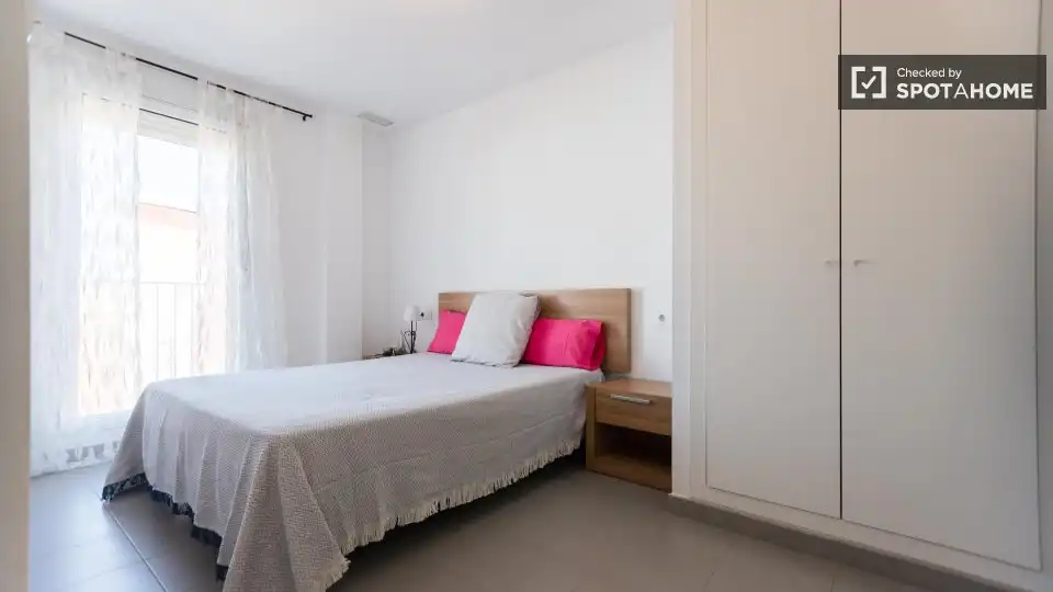 Habitación de Piso de alquiler en Godella con Aire acondicionado, Calefacción y Amueblado