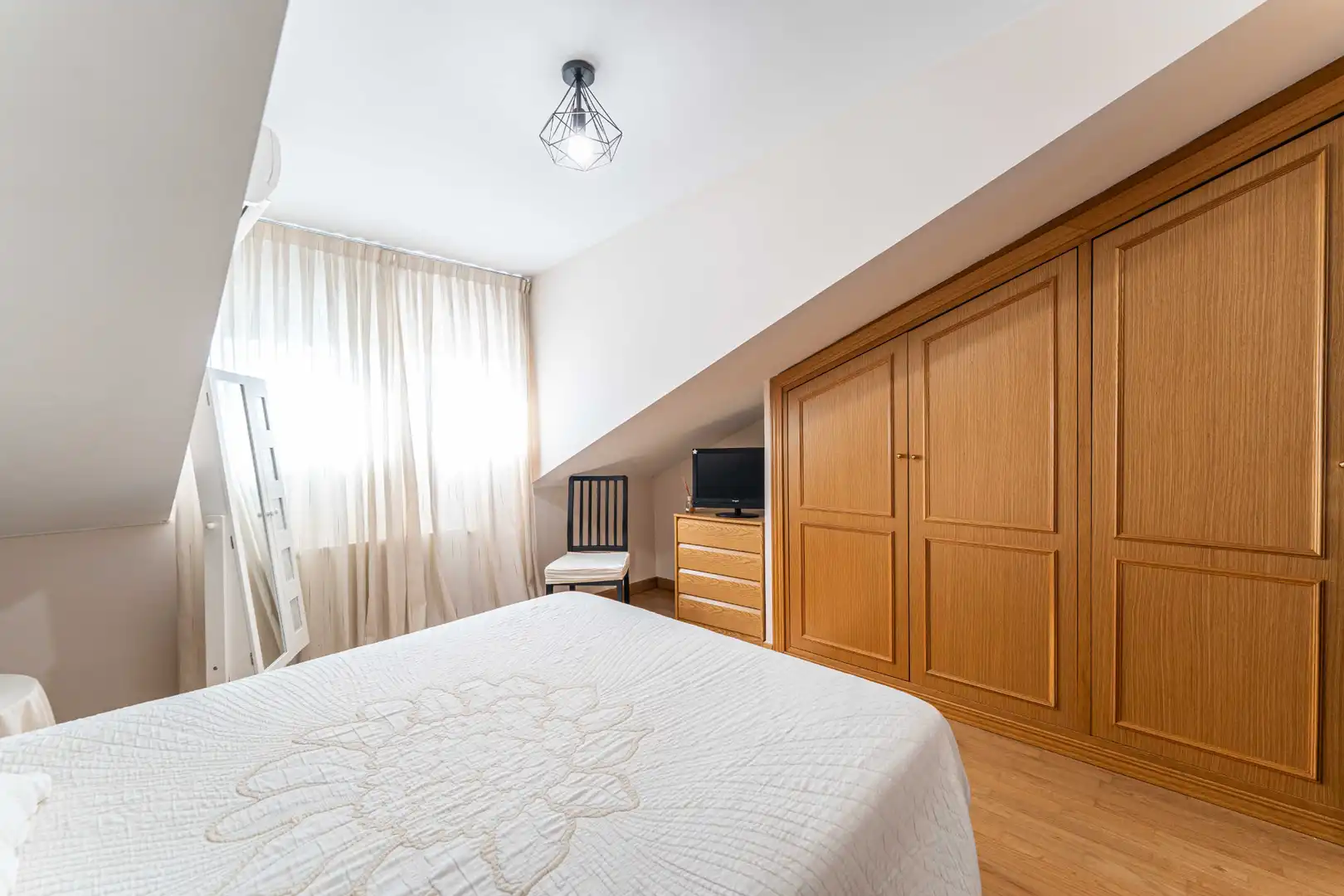 Bedroom of Duplexes for sale in Brunete  with Air Conditioner, Heating and Storage room