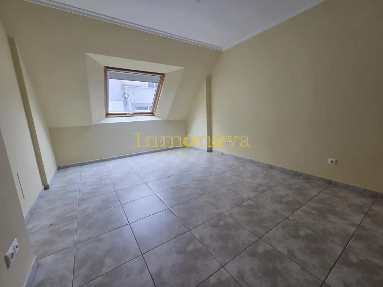 Apartments for sale in CAMINO RIO, 33, Malpica de Bergantiños