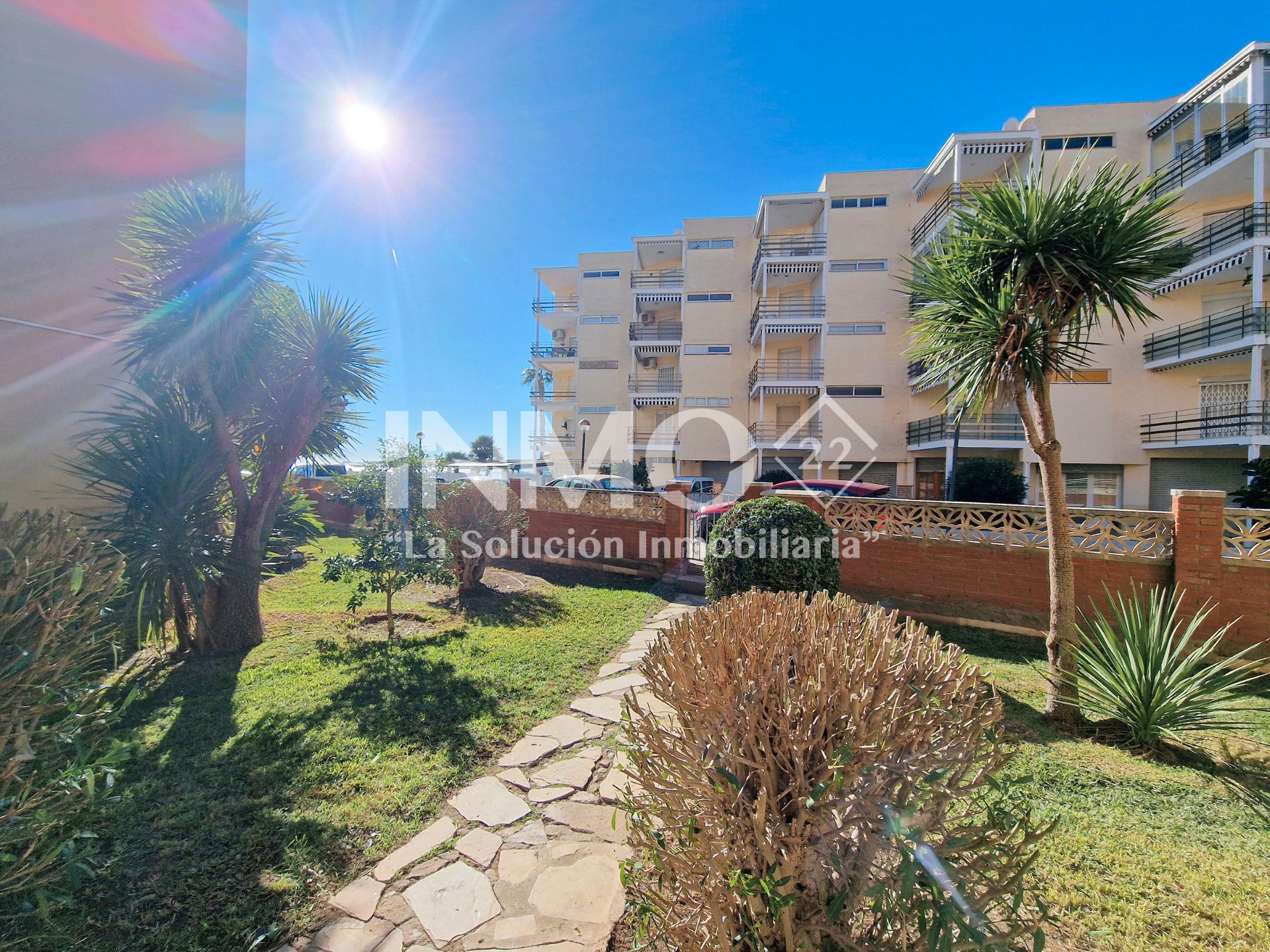Vista exterior de Apartament en venda en Cambrils amb Aire condicionat, Terrassa i Moblat