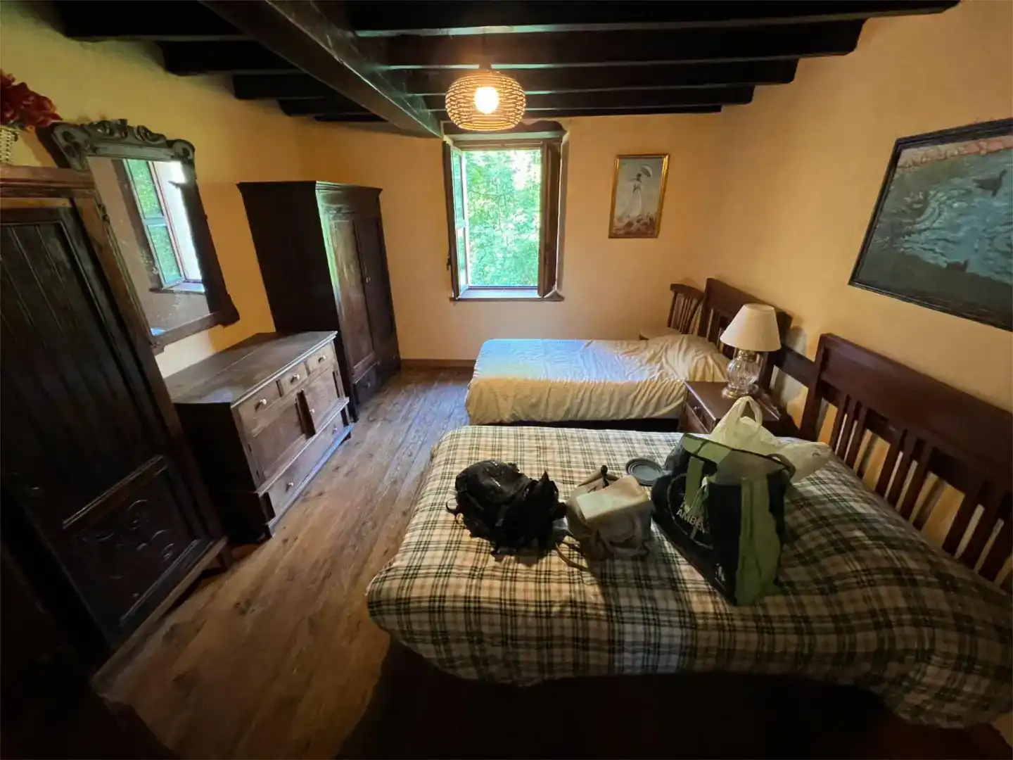 Dormitori de Finca rústica en venda en Ponga amb Aire condicionat, Parquet i Moblat
