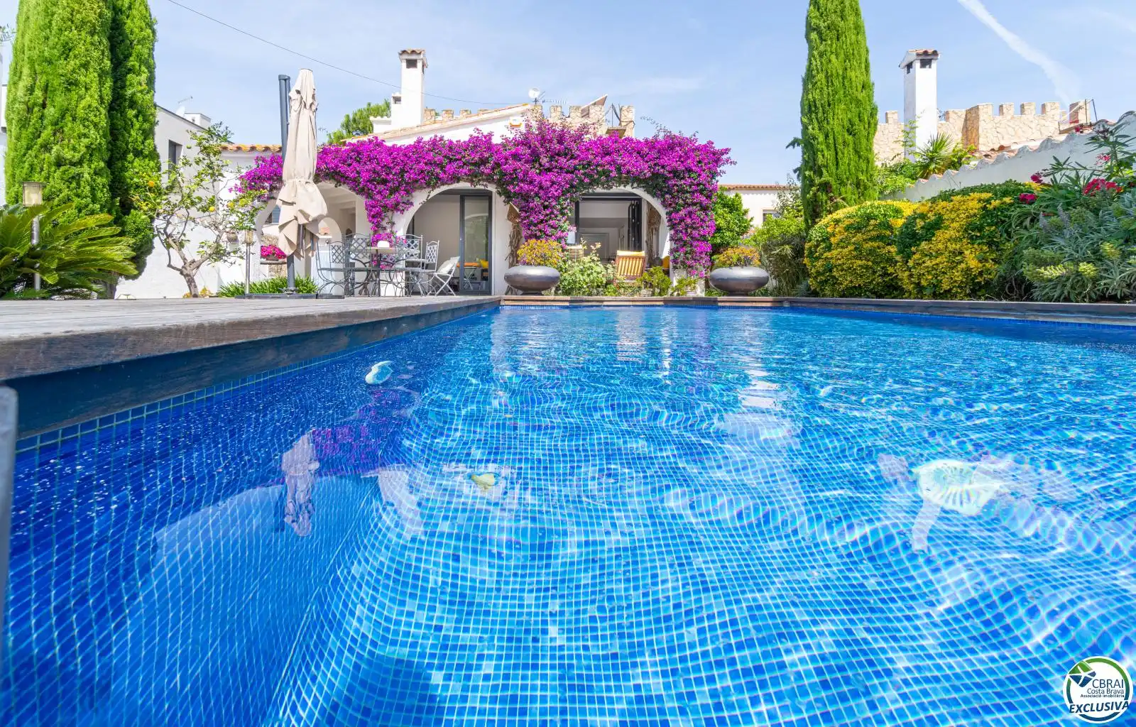 Piscina de Casa o xalet en venda en Empuriabrava amb Aire condicionat, Piscina i Moblat