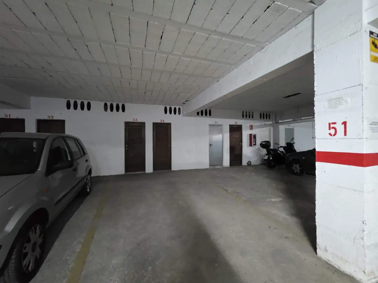 Parking de Piso en venta en Gandia con Trastero y Balcón