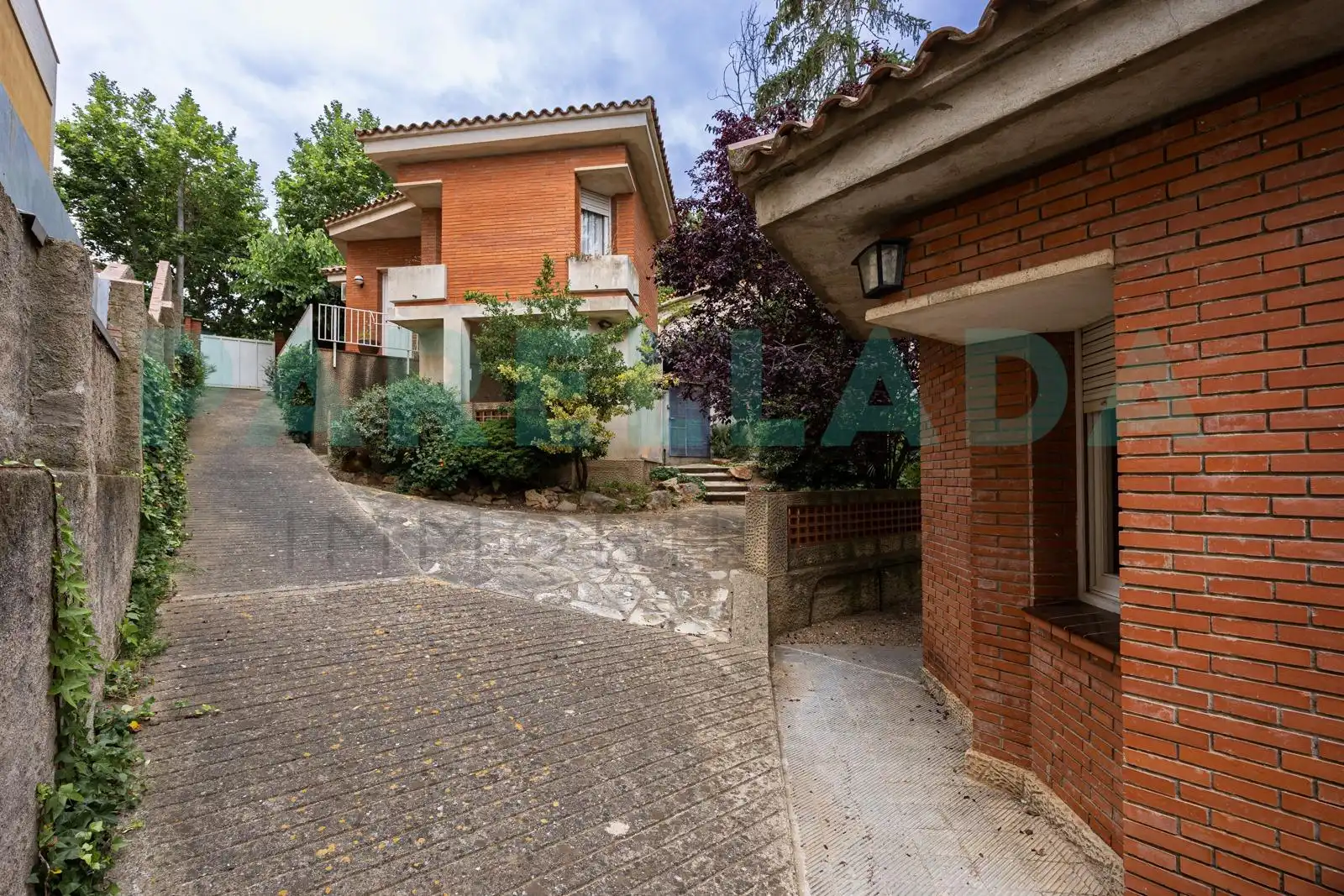 Vista exterior de Casa o chalet en venta en Tiana con Aire acondicionado, Jardín privado y Terraza