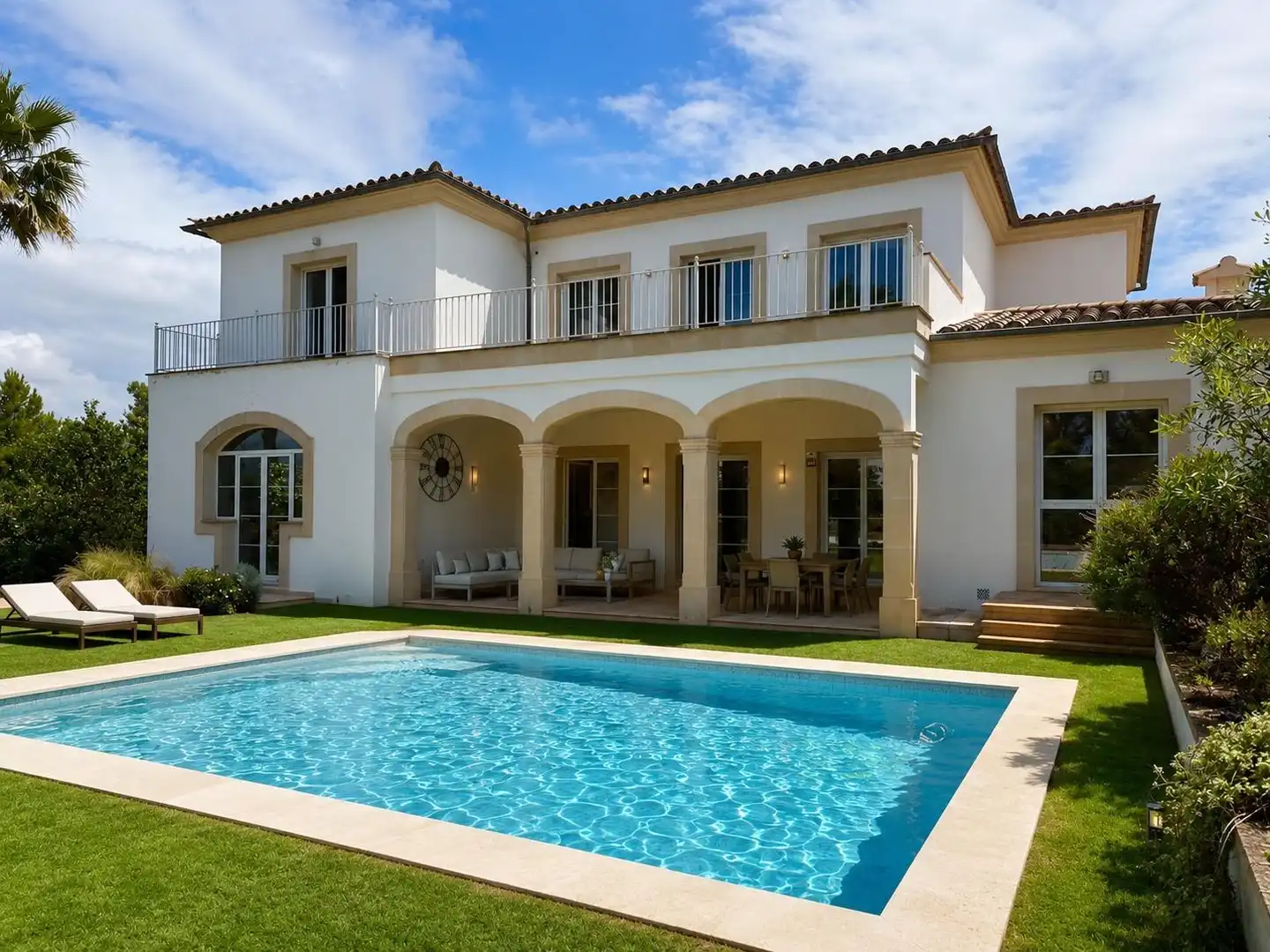 Swimming pool of Houses for sale in Calvià  with Air Conditioner, Terrace and Swimming Pool