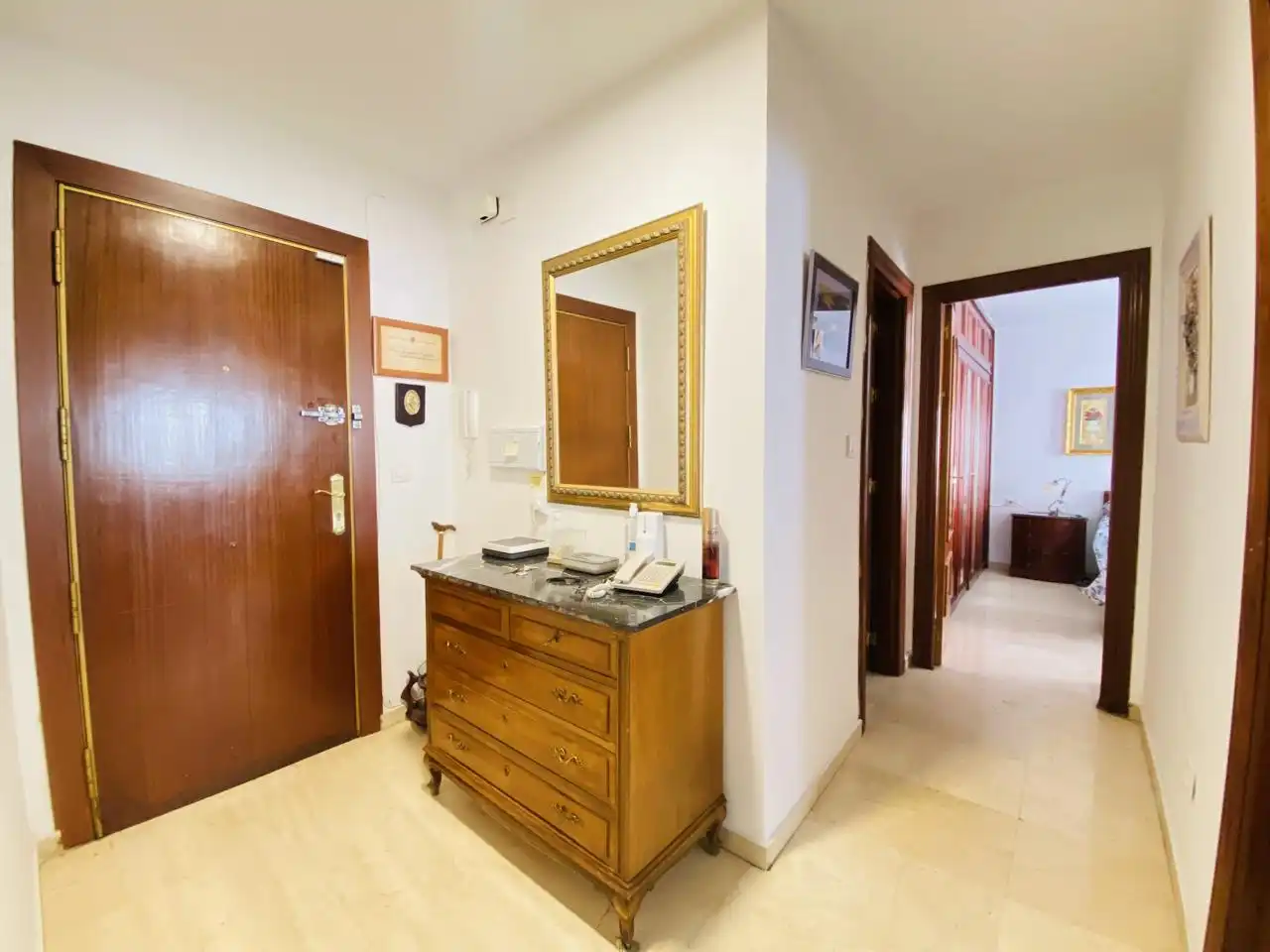 Flat for rent in Granada  with Air Conditioner