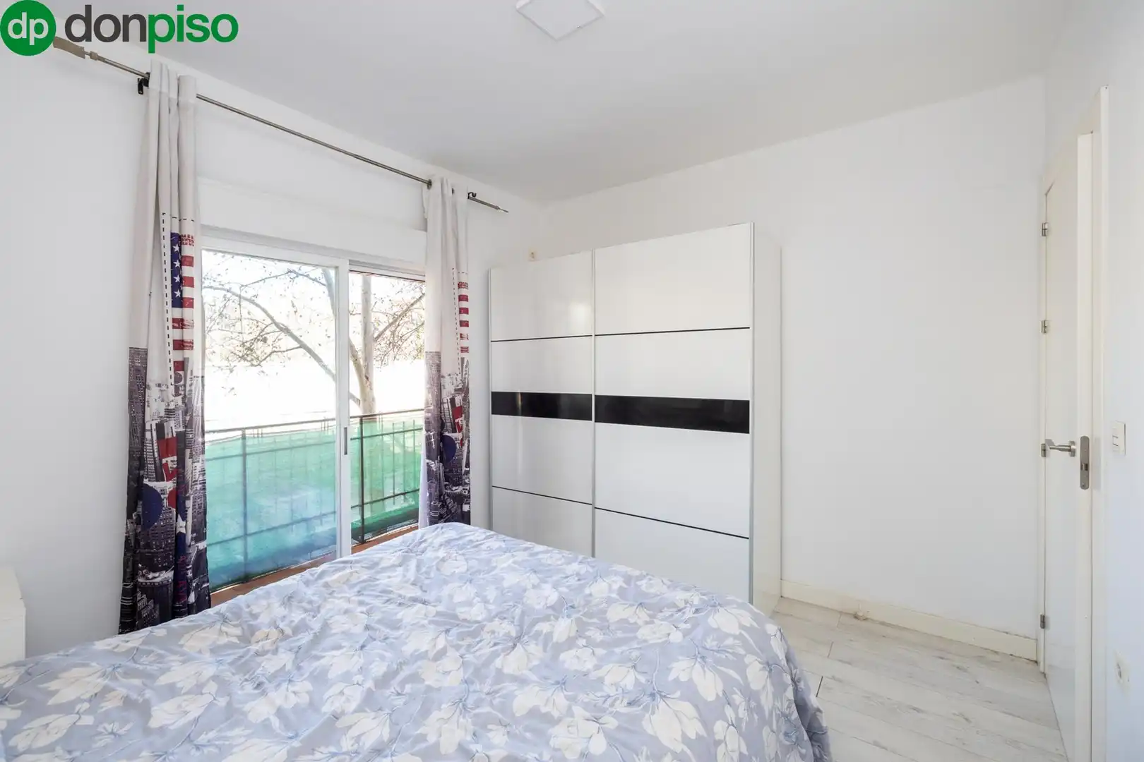 Habitación de Piso en venta en Granada