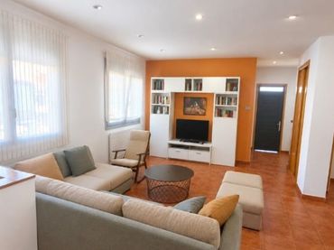 Casa aparellada en venda a Rúa de Sanjurjo Badía 152