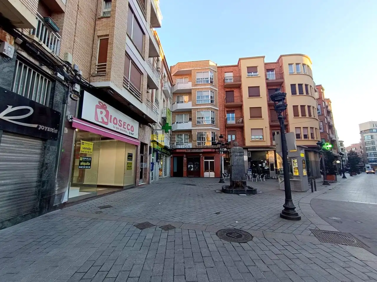 Local commercial à vendre à Calle Juan Carlos I 5, imagen 5
