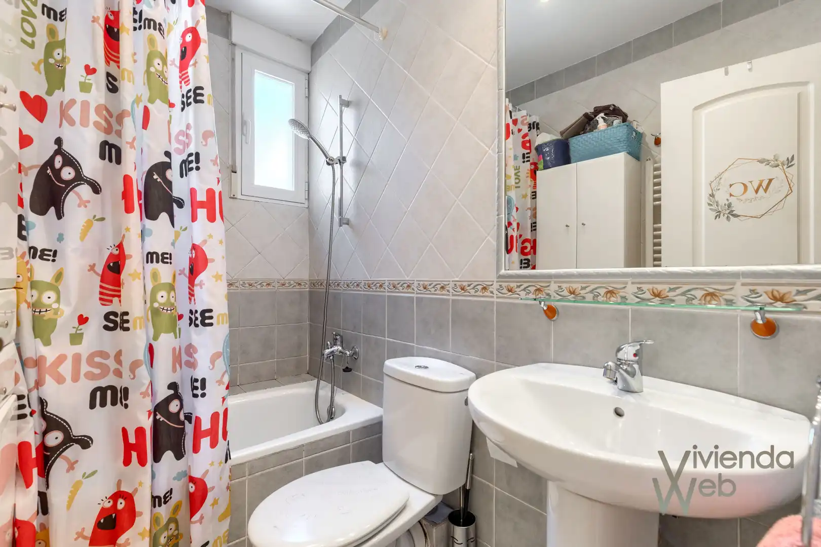 Badezimmer von Wohnung zum Verkauf in Madrid mit Klimaanlage, Heizung und Parkett