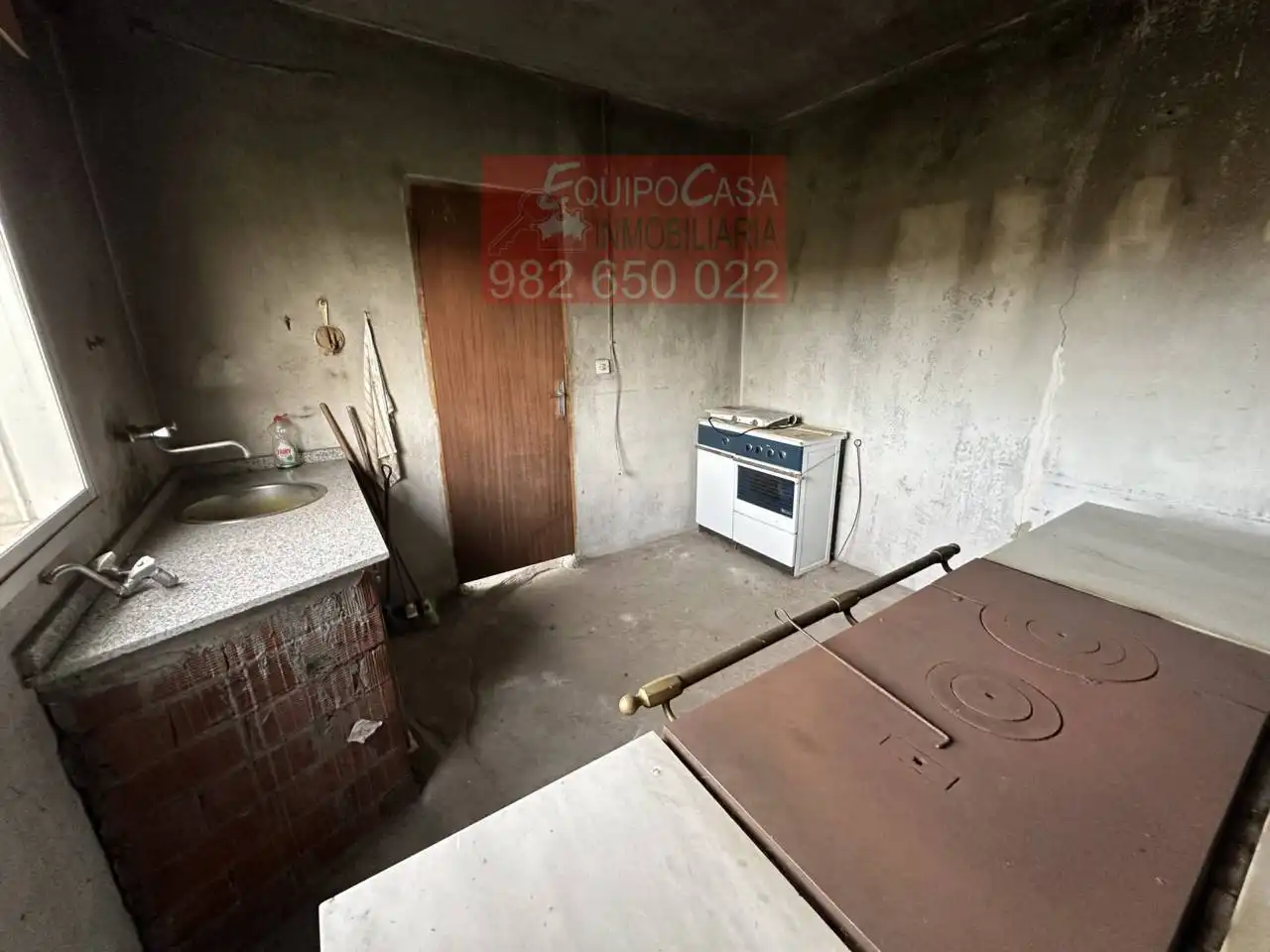 Küche von Haus oder Chalet zum Verkauf in Friol mit Privatgarten und Alarm