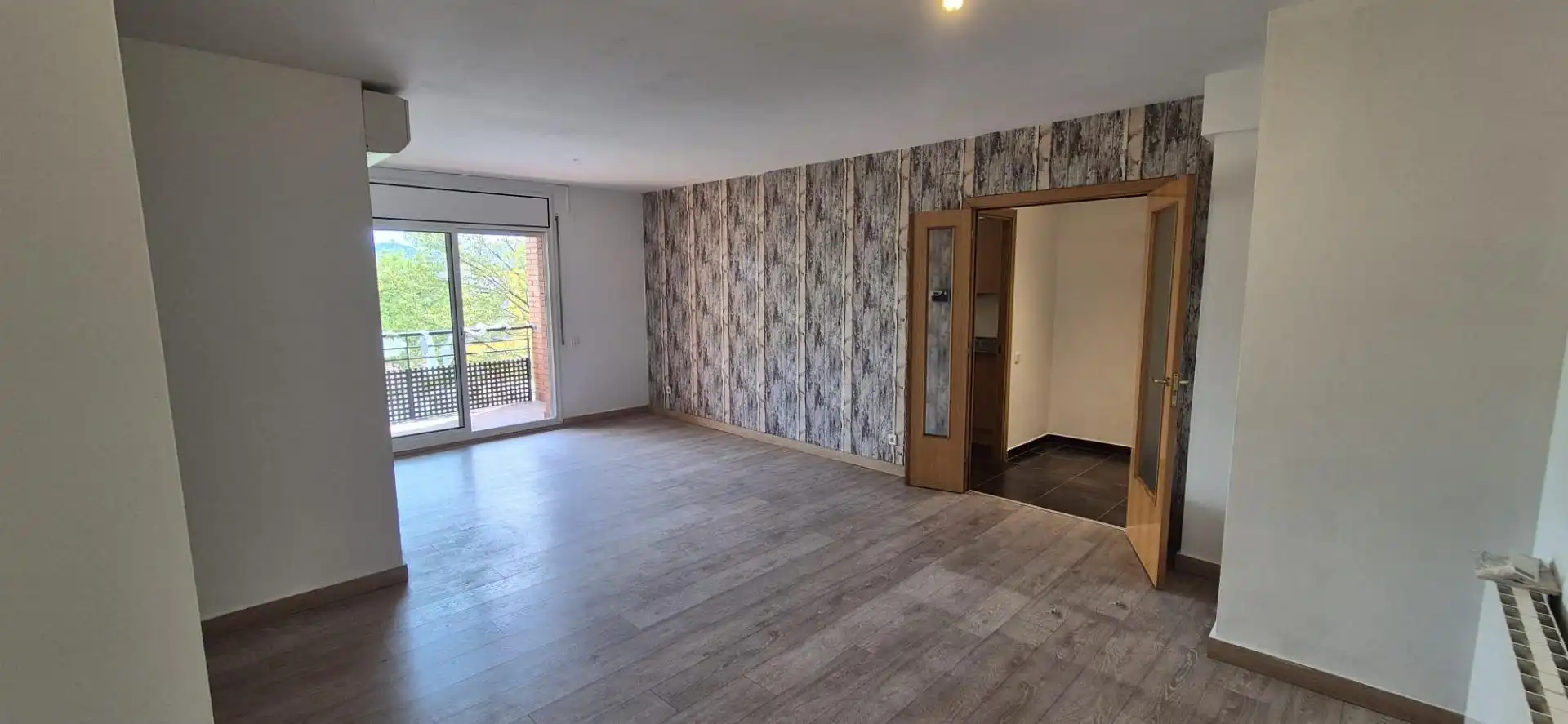 Flat with terrace for sale in Caputxins - Ambulatori