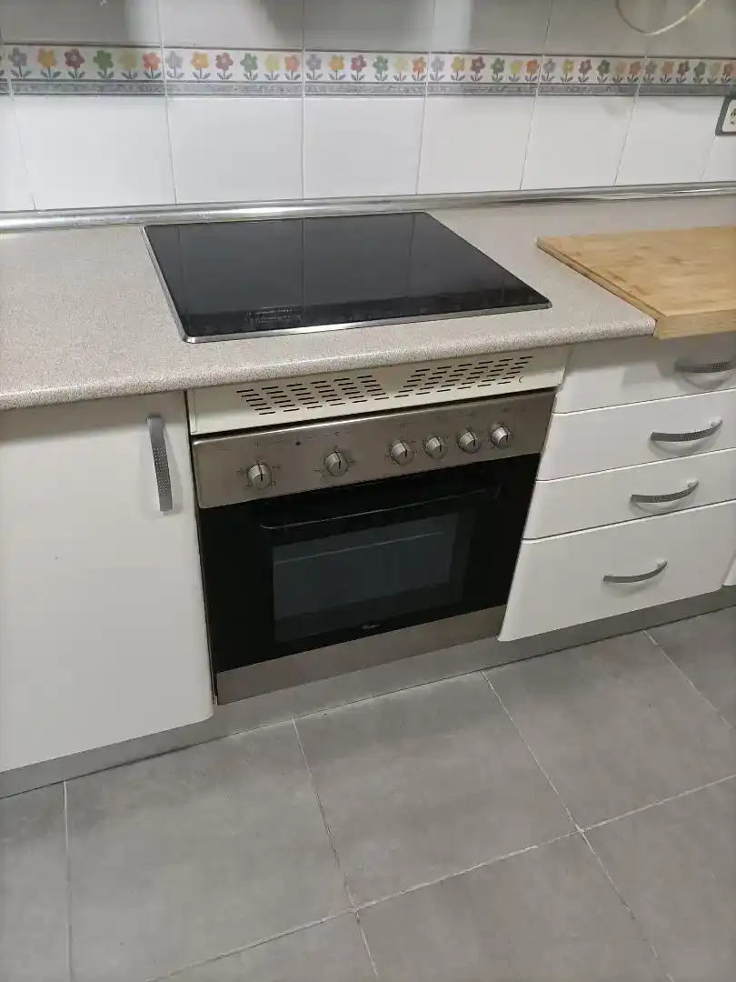 Cuina de Casa o xalet en venda en El Casar amb Piscina