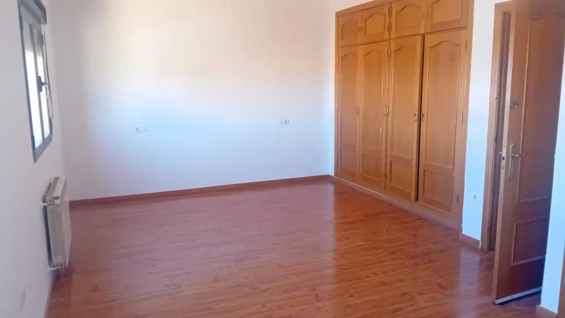 Dormitori de Casa adosada en venda en Las Mesas   amb Jardí privat, Moblat i Balcó